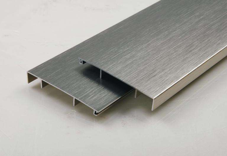 鋁合金在工業(yè)生產(chǎn)過程產(chǎn)生的表面油污、氧化皮等污漬如何去除？